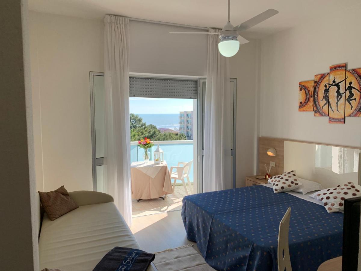 Hotel Sahara Milano Marittima Ngoại thất bức ảnh