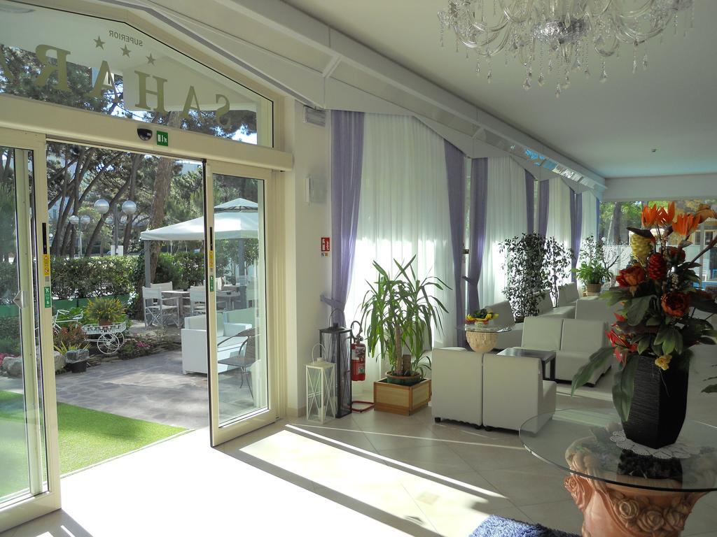 Hotel Sahara Milano Marittima Ngoại thất bức ảnh