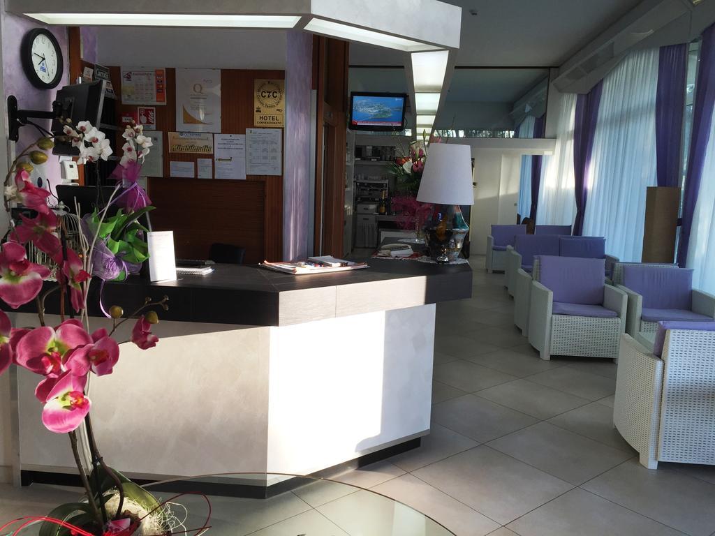 Hotel Sahara Milano Marittima Ngoại thất bức ảnh