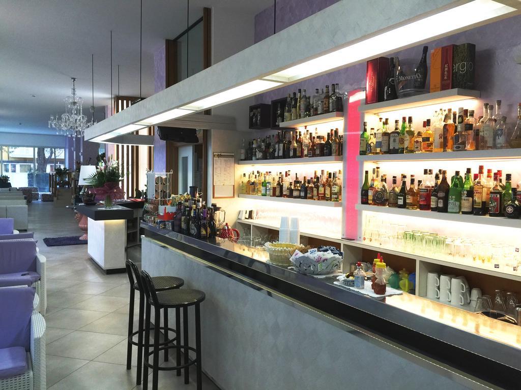 Hotel Sahara Milano Marittima Ngoại thất bức ảnh
