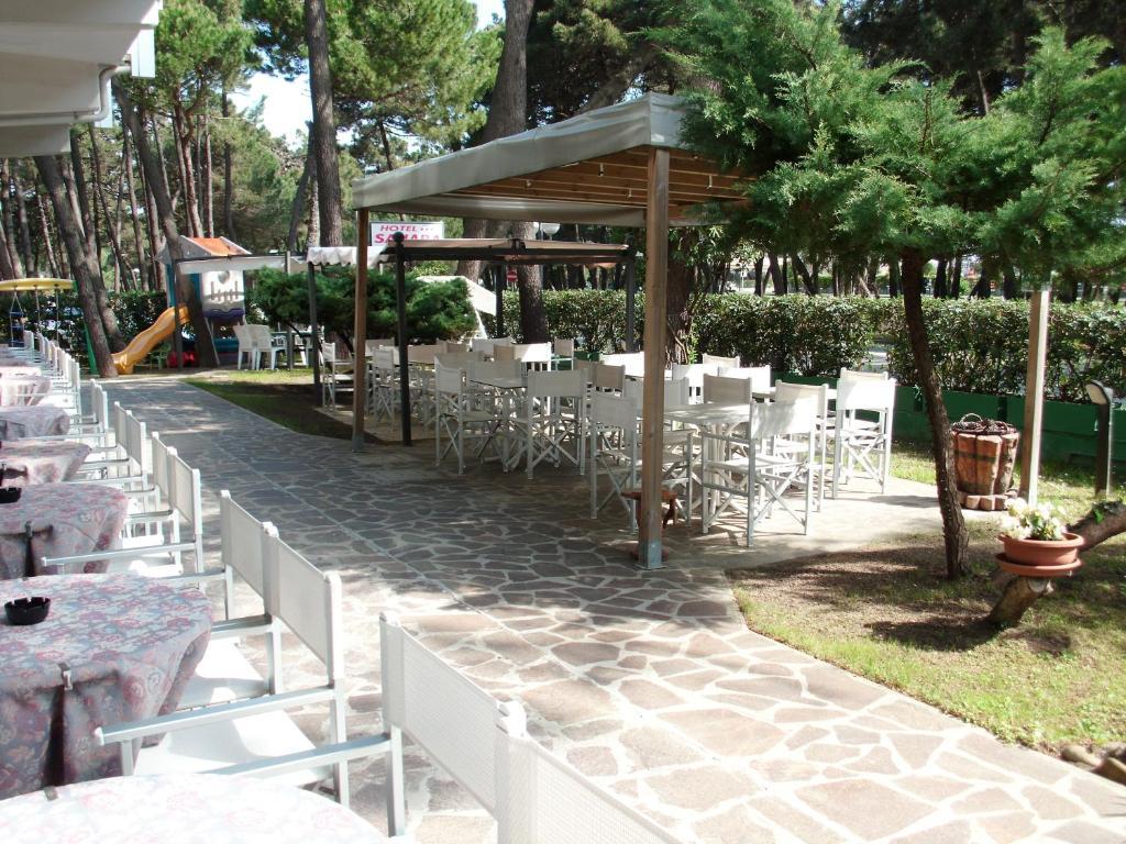 Hotel Sahara Milano Marittima Ngoại thất bức ảnh